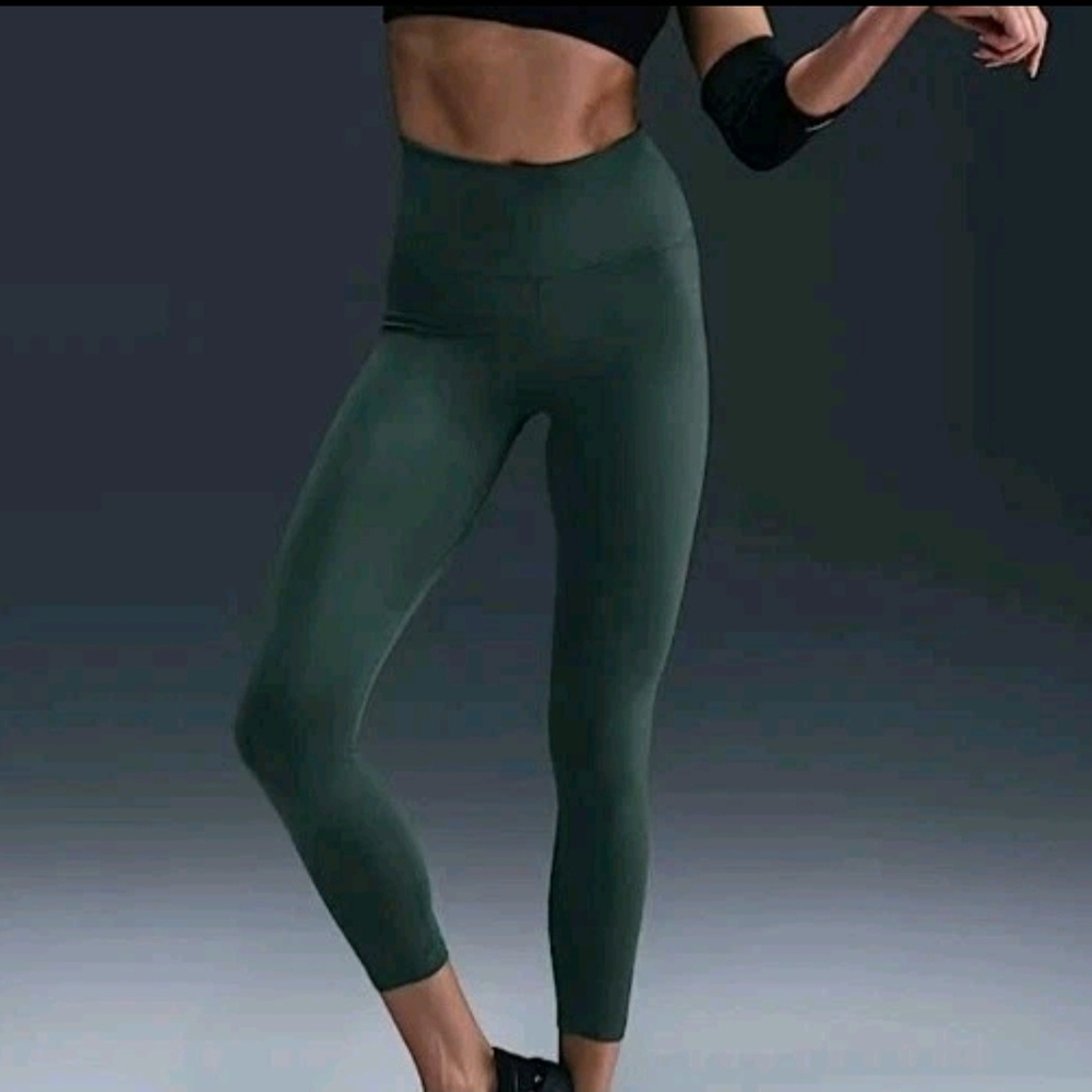 Nike Women's High Waisted 7/8 Leggings, Therma-fot One, Small, Vintage Green